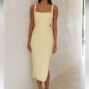 BNWT Hello Molly Radio Waves Maxi Dress - Yellow — Size 4